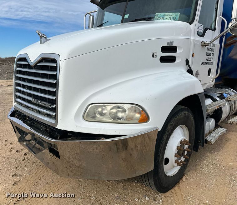 image for item DF8437 2012 Mack CXU613 dump truck