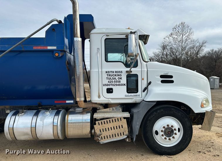 image for item DF8437 2012 Mack CXU613 dump truck