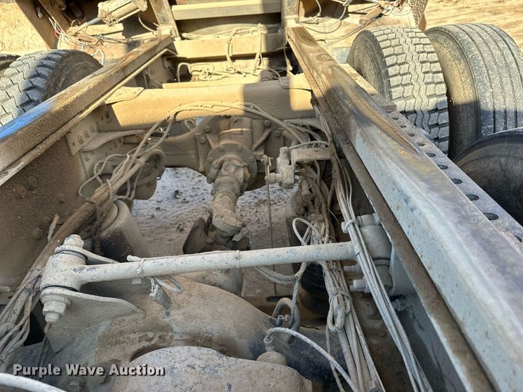 image for item DF8437 2012 Mack CXU613 dump truck