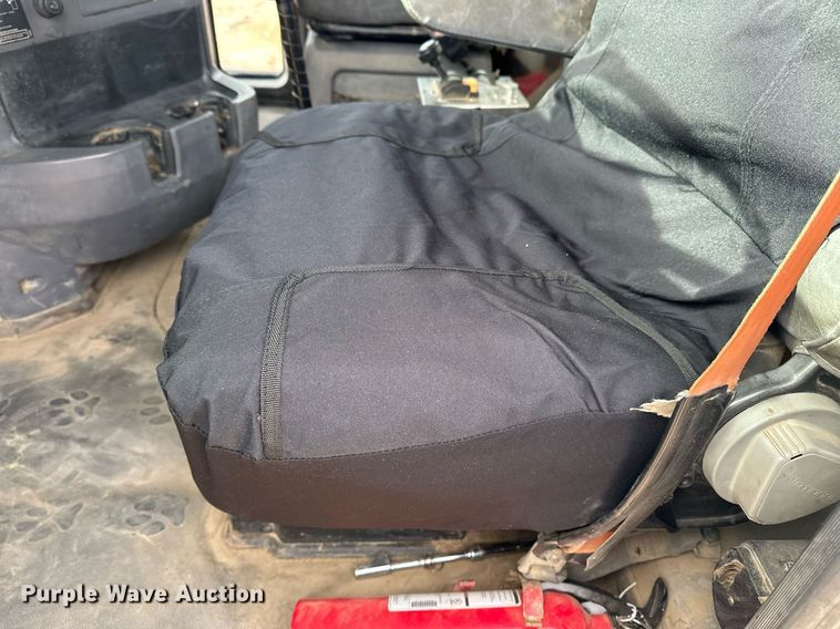 image for item DF8437 2012 Mack CXU613 dump truck