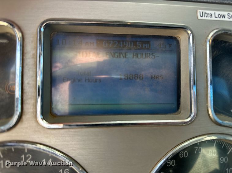 image for item DF8437 2012 Mack CXU613 dump truck