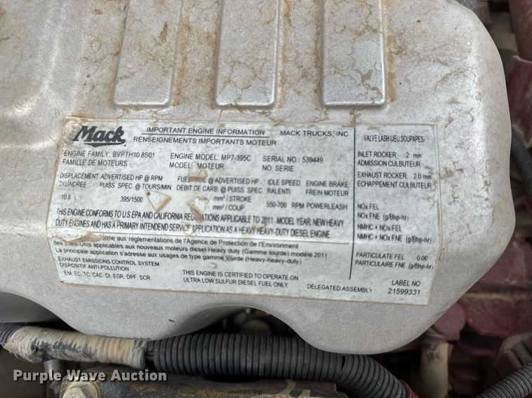 image for item DF8437 2012 Mack CXU613 dump truck