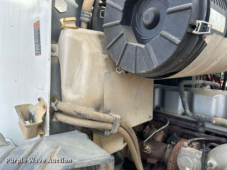 image for item DF8437 2012 Mack CXU613 dump truck