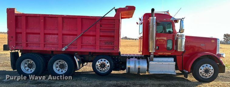 image for item DF8440 2012 Peterbilt 388 dump truck