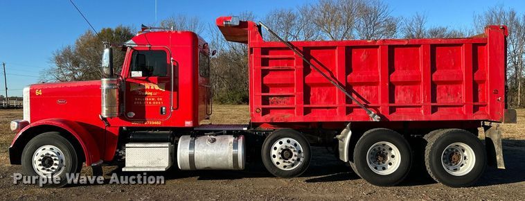 image for item DF8440 2012 Peterbilt 388 dump truck