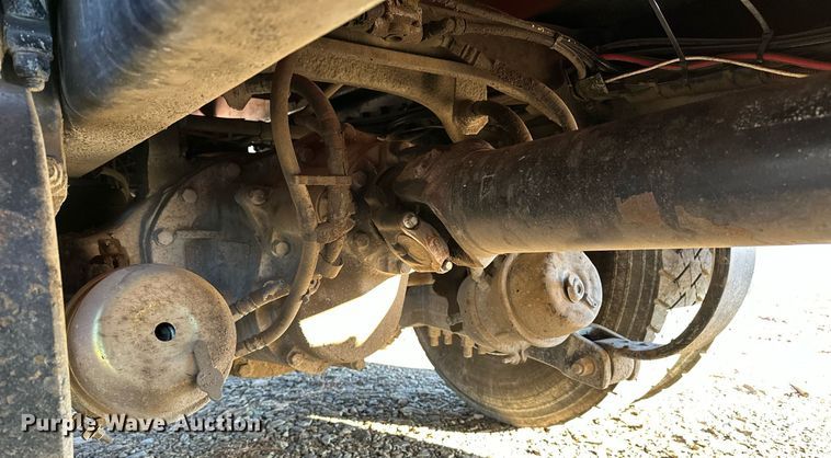 image for item DF8440 2012 Peterbilt 388 dump truck