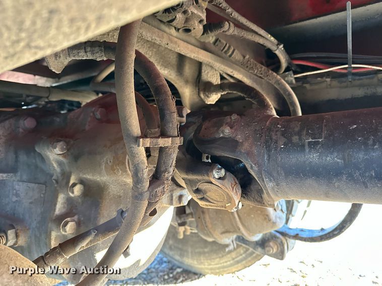 image for item DF8440 2012 Peterbilt 388 dump truck