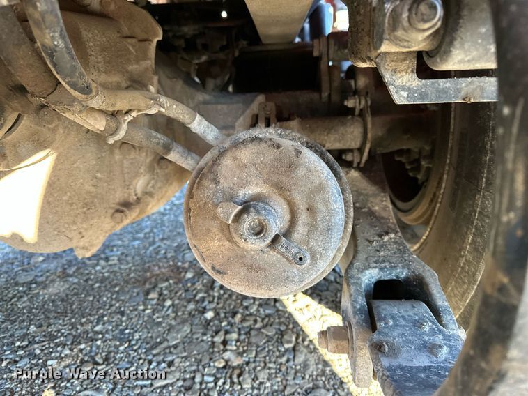 image for item DF8440 2012 Peterbilt 388 dump truck