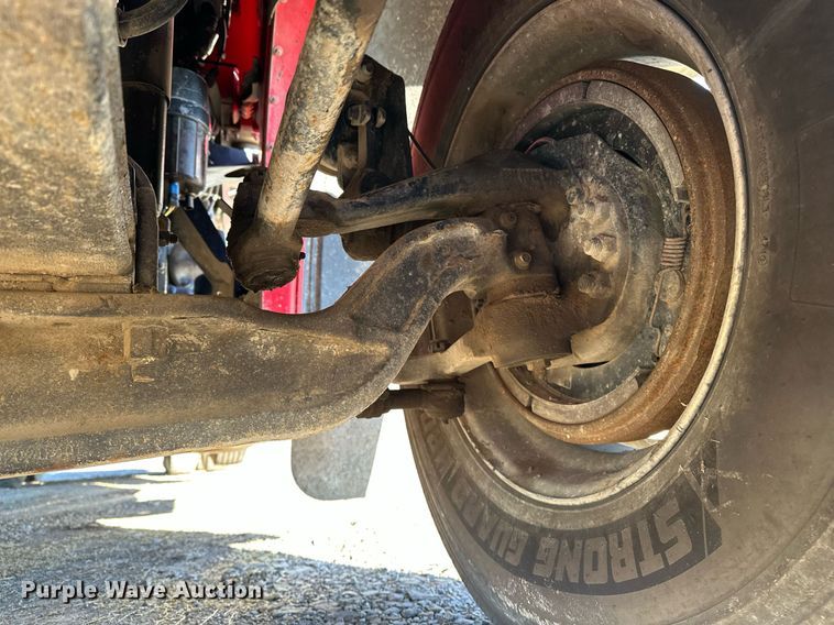 image for item DF8440 2012 Peterbilt 388 dump truck