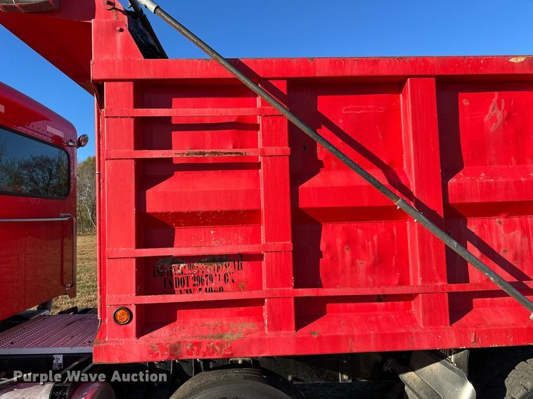 image for item DF8440 2012 Peterbilt 388 dump truck