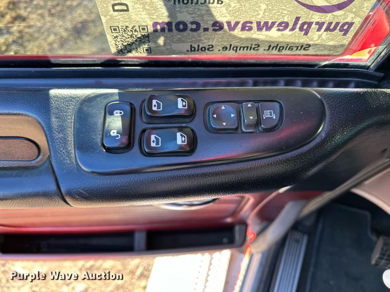 image for item DF8440 2012 Peterbilt 388 dump truck