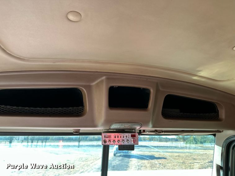 image for item DF8440 2012 Peterbilt 388 dump truck