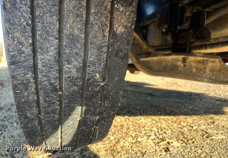 image for item DF8440 2012 Peterbilt 388 dump truck