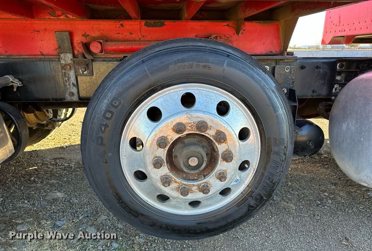 image for item DF8440 2012 Peterbilt 388 dump truck