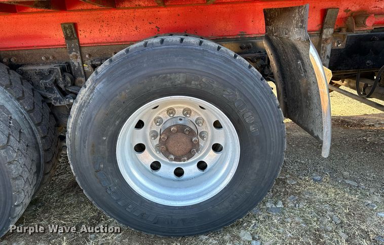 image for item DF8440 2012 Peterbilt 388 dump truck