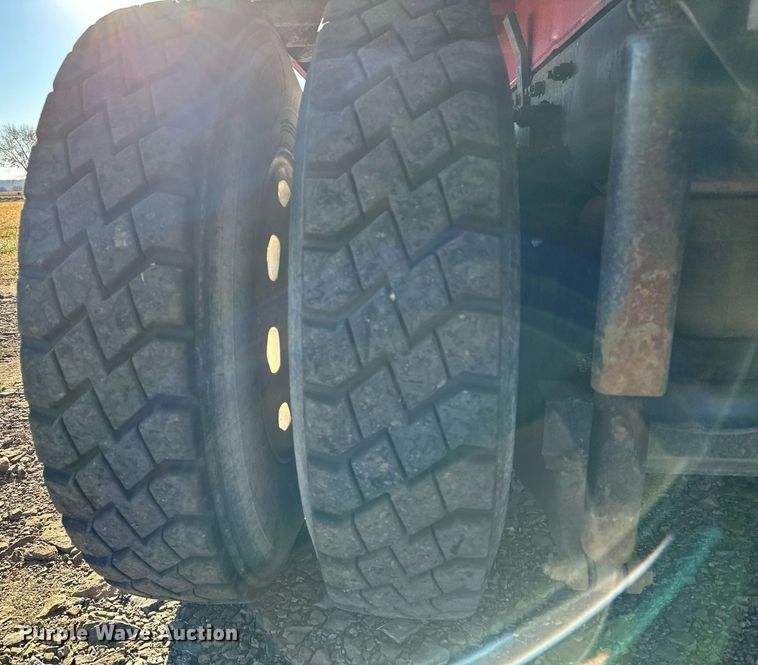 image for item DF8440 2012 Peterbilt 388 dump truck