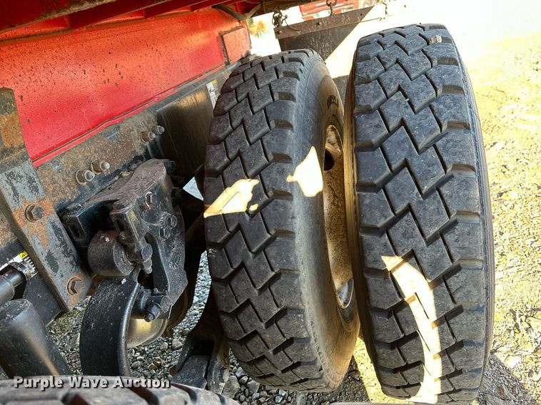 image for item DF8440 2012 Peterbilt 388 dump truck