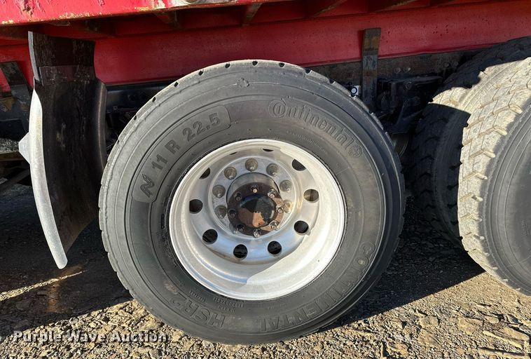 image for item DF8440 2012 Peterbilt 388 dump truck