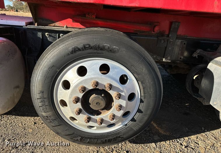 image for item DF8440 2012 Peterbilt 388 dump truck