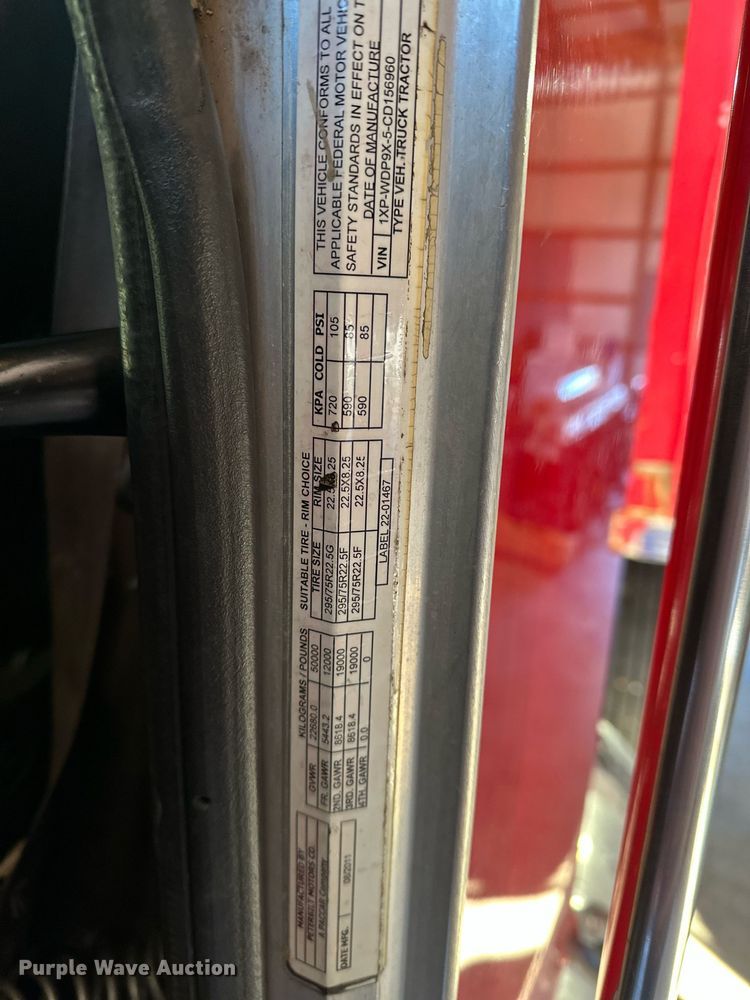 image for item DF8440 2012 Peterbilt 388 dump truck