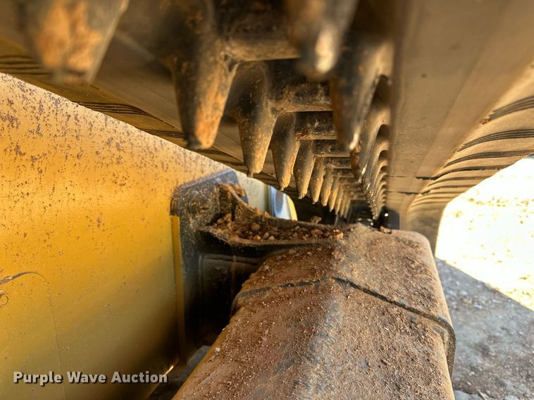 image for item DF8441 2018 John Deere 323E tracked skid steer loader