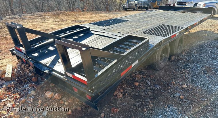 image for item DF8442 2002 Econoline equipment trailer