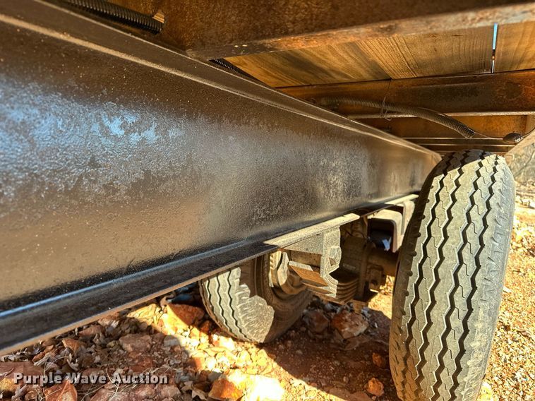 image for item DF8442 2002 Econoline equipment trailer