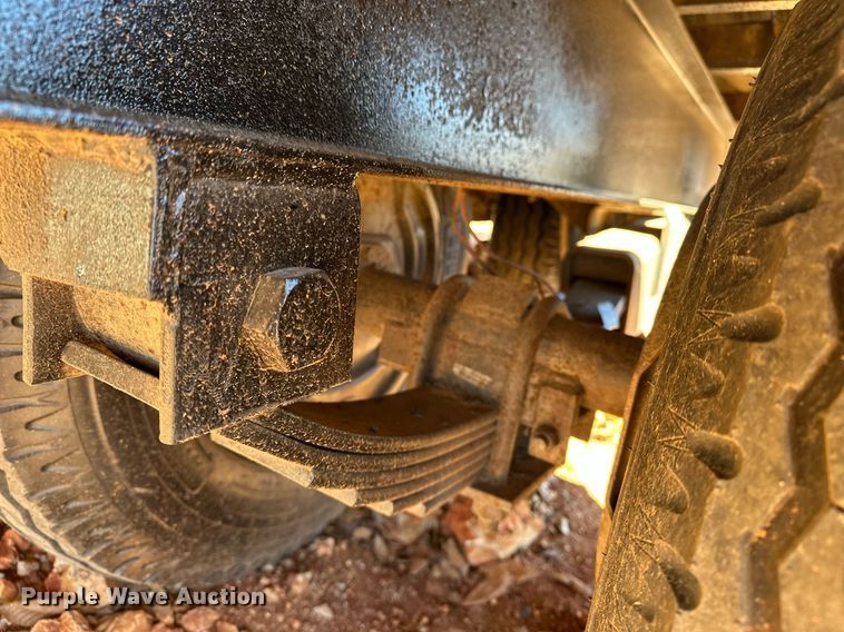 image for item DF8442 2002 Econoline equipment trailer