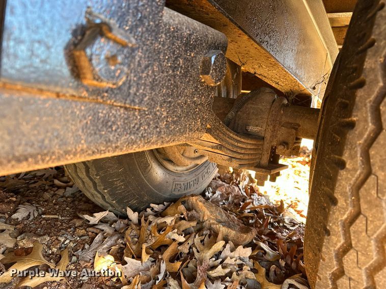 image for item DF8442 2002 Econoline equipment trailer