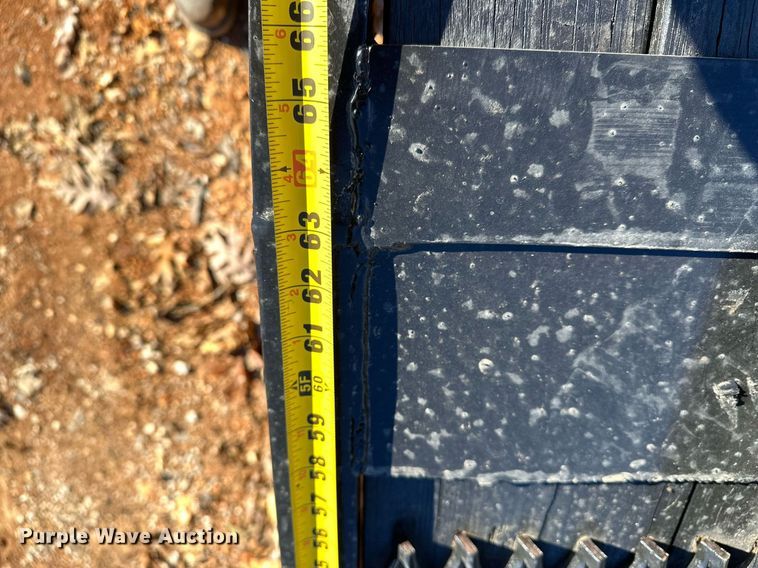 image for item DF8442 2002 Econoline equipment trailer