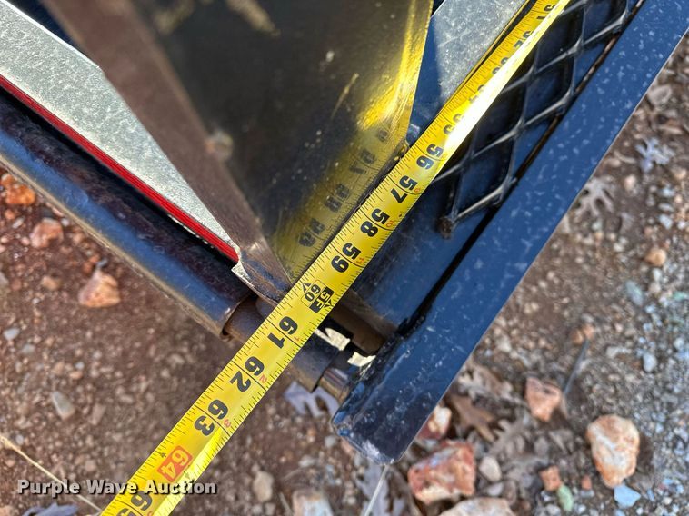 image for item DF8442 2002 Econoline equipment trailer