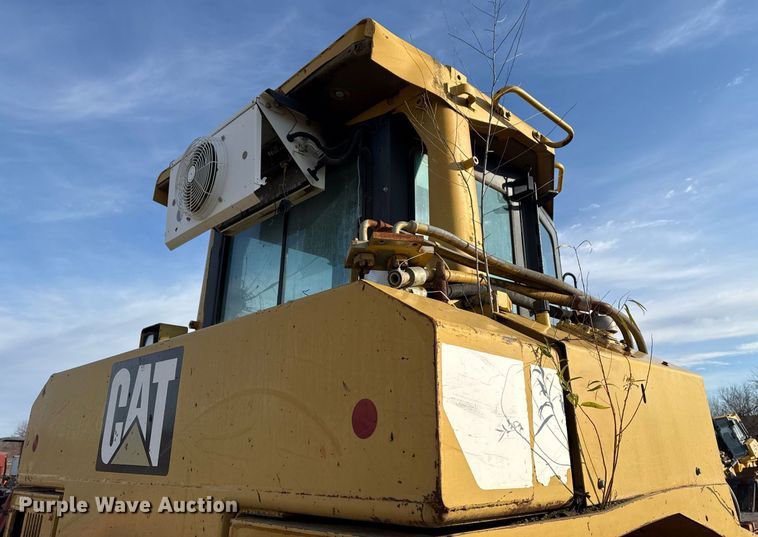 image for item DJ9719 1994 Caterpillar D8N dozer