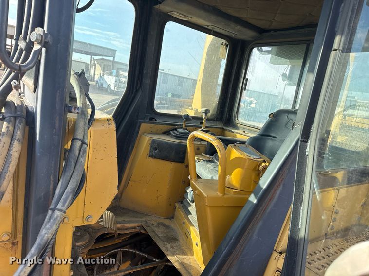 image for item DJ9719 1994 Caterpillar D8N dozer
