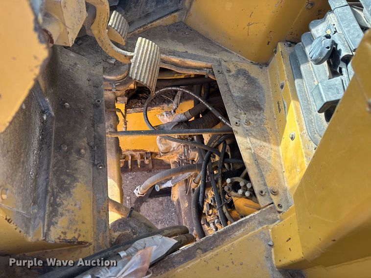 image for item DJ9719 1994 Caterpillar D8N dozer