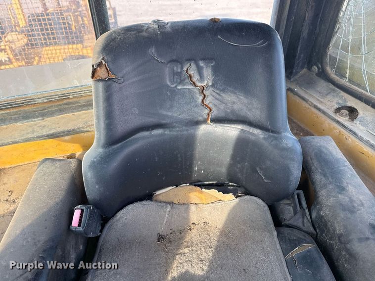 image for item DJ9719 1994 Caterpillar D8N dozer