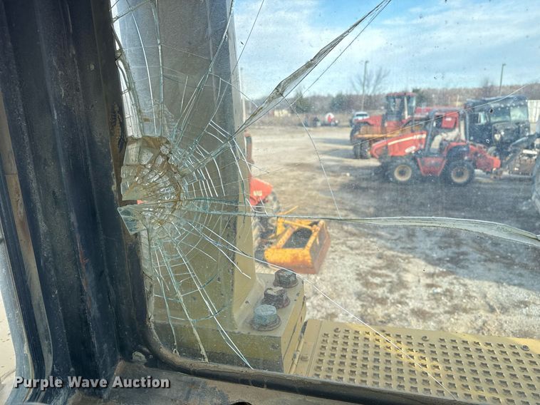 image for item DJ9719 1994 Caterpillar D8N dozer