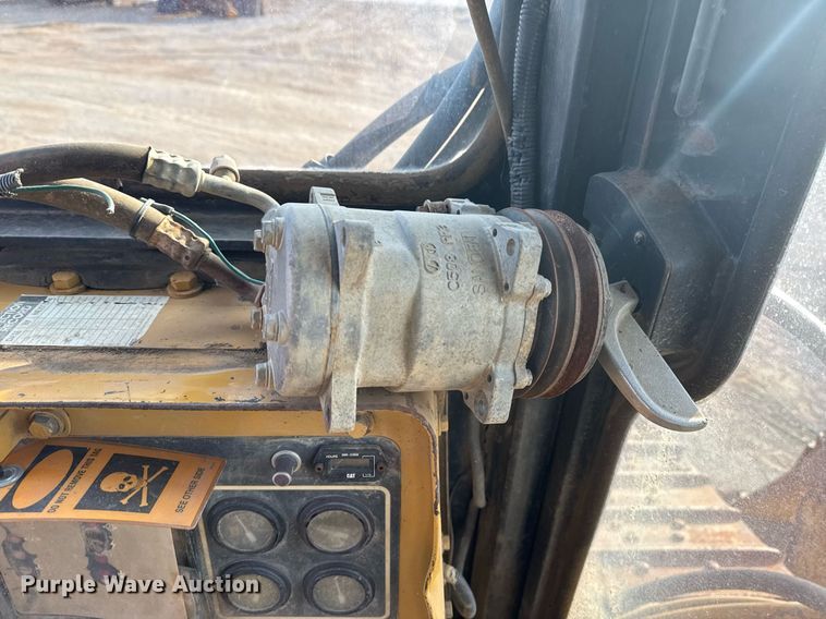 image for item DJ9719 1994 Caterpillar D8N dozer