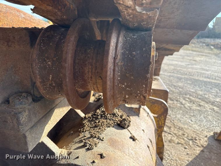 image for item DJ9719 1994 Caterpillar D8N dozer