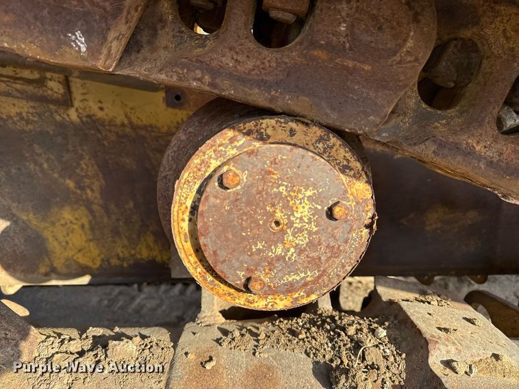 image for item DJ9719 1994 Caterpillar D8N dozer