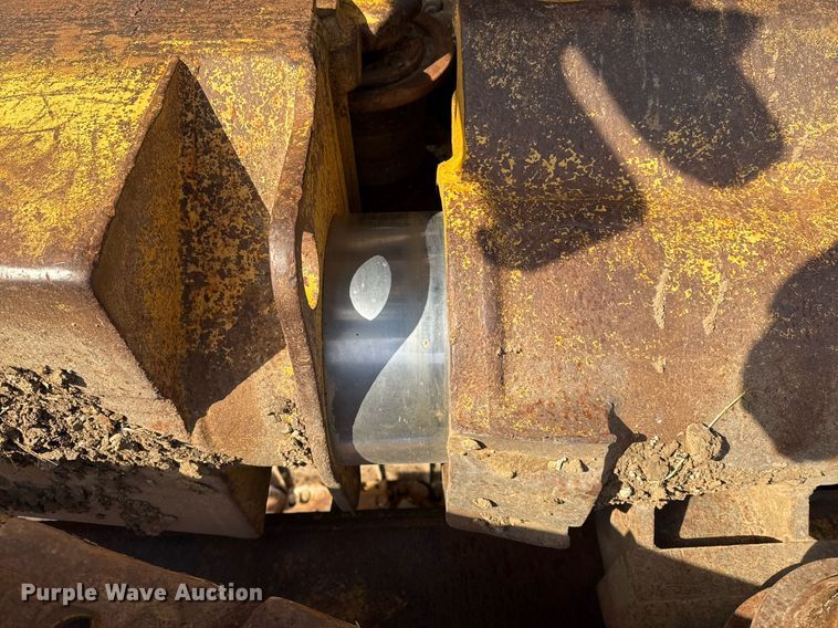 image for item DJ9719 1994 Caterpillar D8N dozer