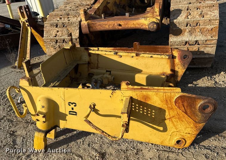 image for item DJ9719 1994 Caterpillar D8N dozer