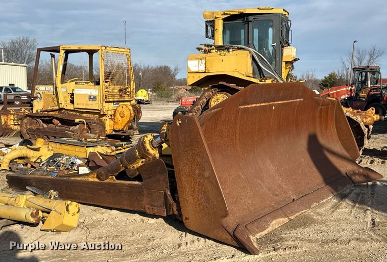 image for item DJ9719 1994 Caterpillar D8N dozer