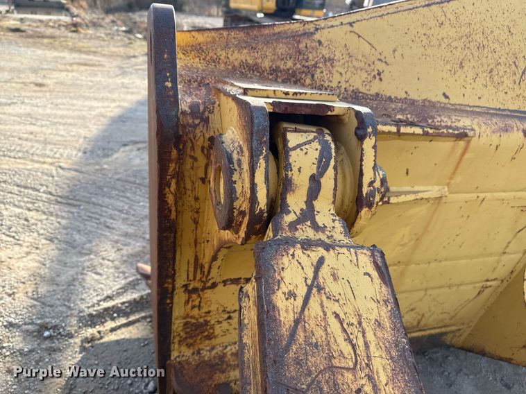 image for item DJ9719 1994 Caterpillar D8N dozer