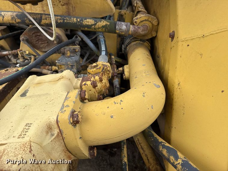 image for item DJ9722 1987 Caterpillar 621E conventional scraper 