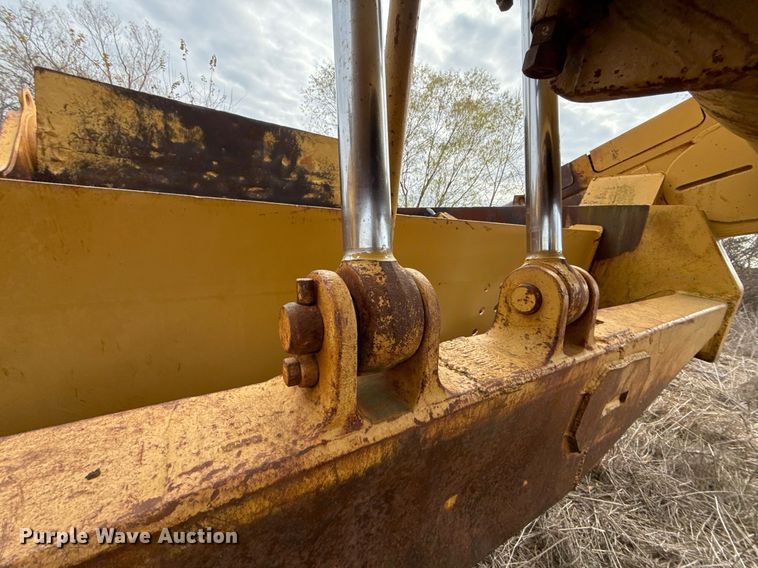 image for item DJ9722 1987 Caterpillar 621E conventional scraper 