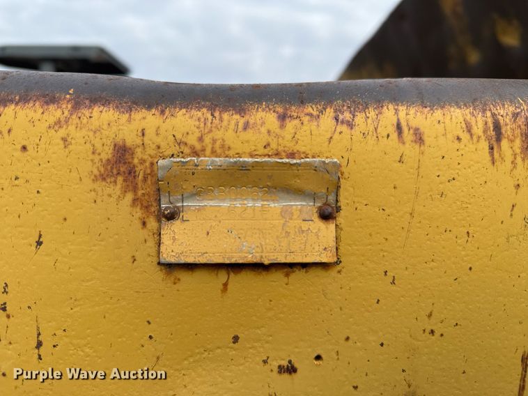 image for item DJ9722 1987 Caterpillar 621E conventional scraper 