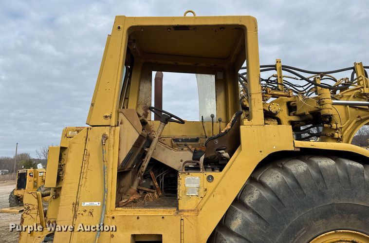 image for item DJ9722 1987 Caterpillar 621E conventional scraper 