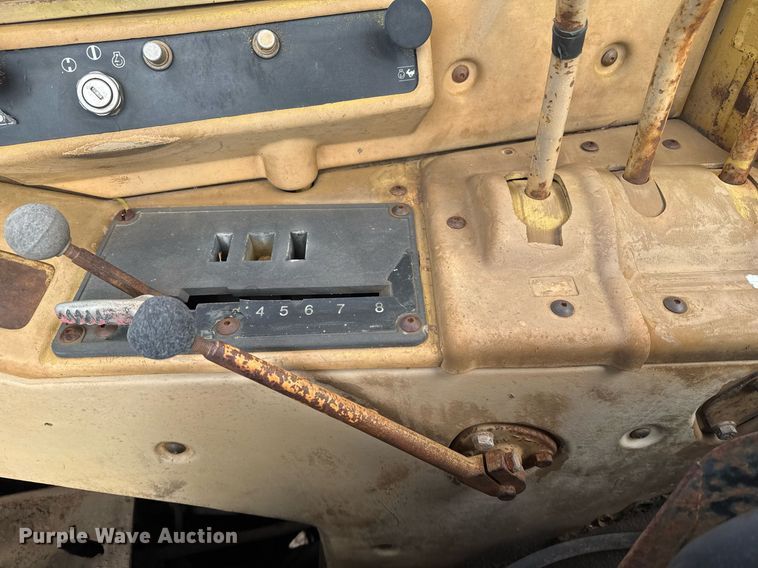 image for item DJ9722 1987 Caterpillar 621E conventional scraper 