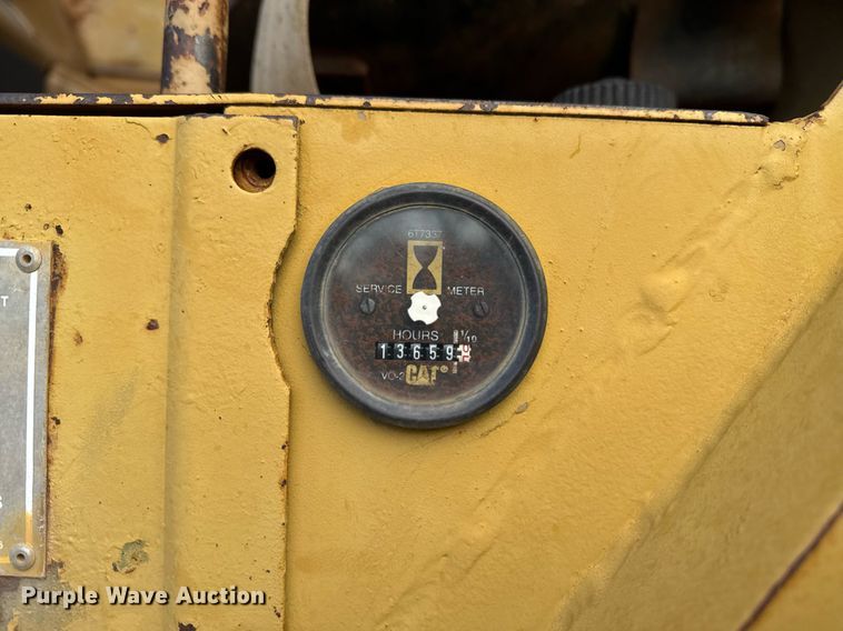 image for item DJ9722 1987 Caterpillar 621E conventional scraper 