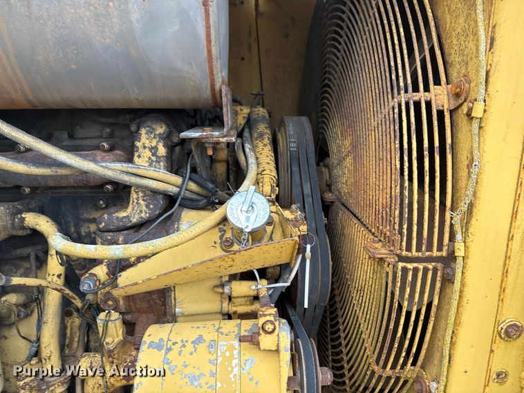 image for item DJ9722 1987 Caterpillar 621E conventional scraper 